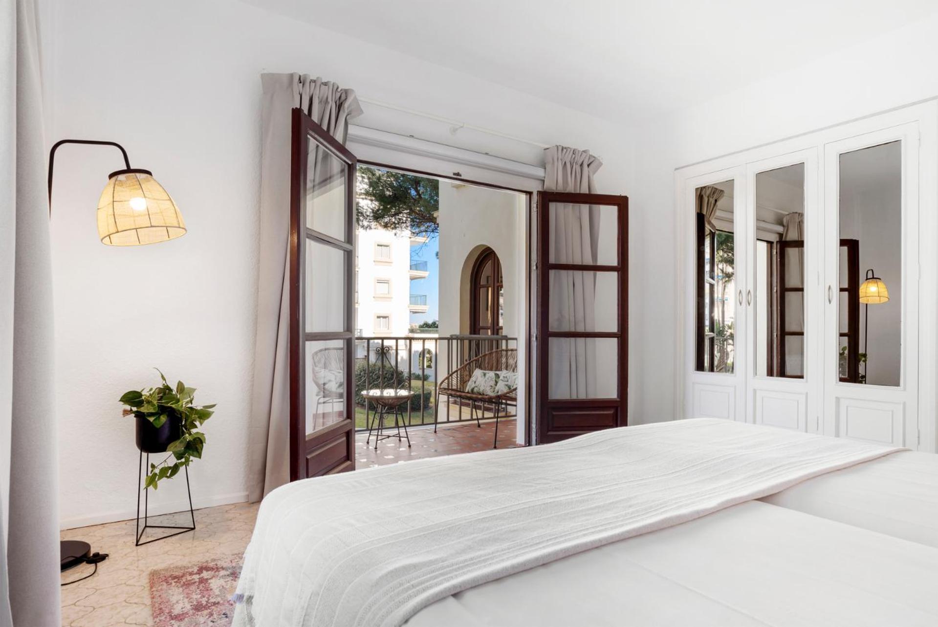 2 Bdr Next To The In Puerto Banus Apartment *